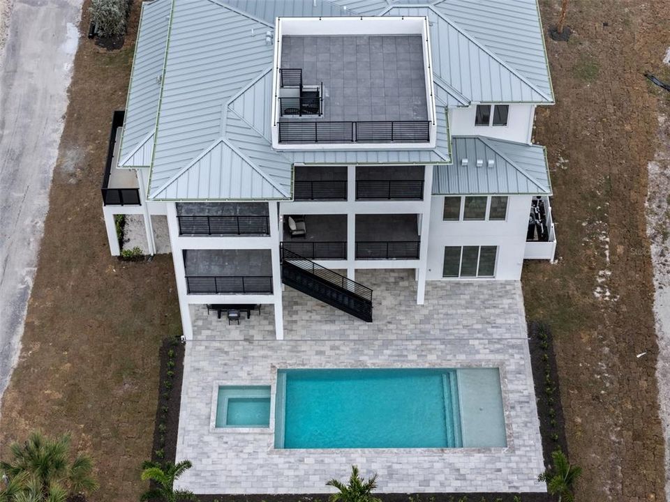 На продажу: $3,890,000 (5 спален, 5 ванн, 4176 Квадратных фут)