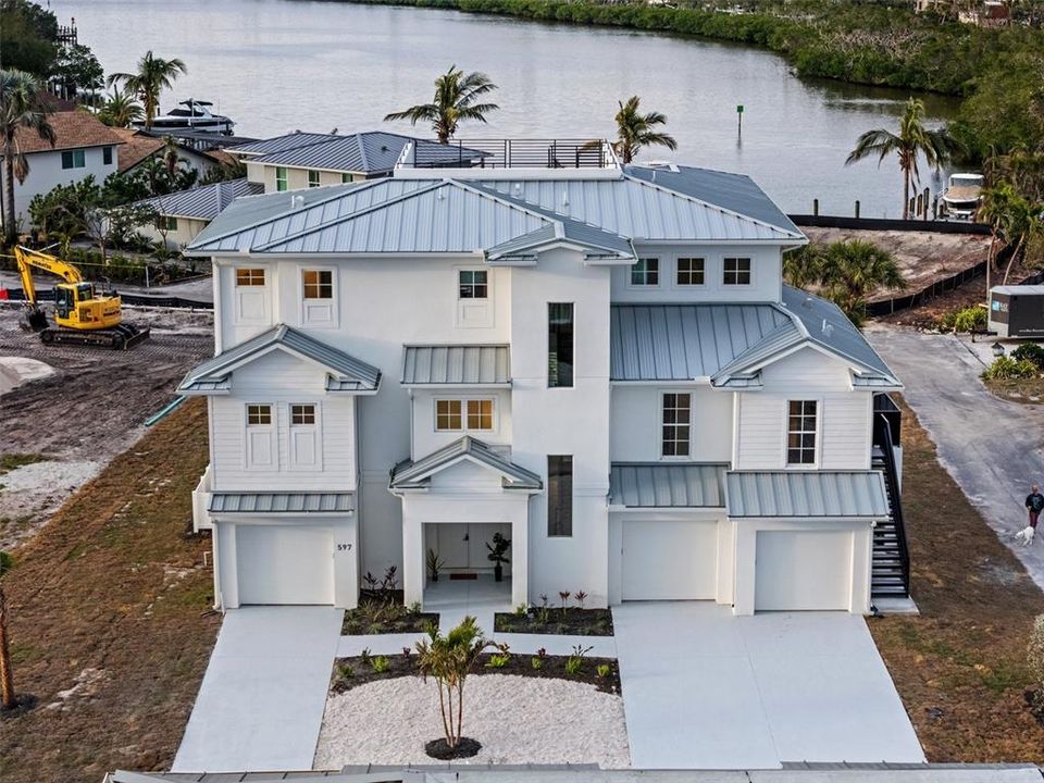 На продажу: $3,890,000 (5 спален, 5 ванн, 4176 Квадратных фут)