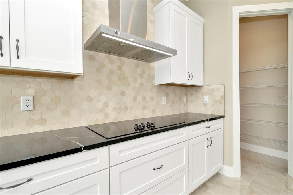 Active With Contract: $564,990 (3 beds, 3 baths, 2437 Square Feet)