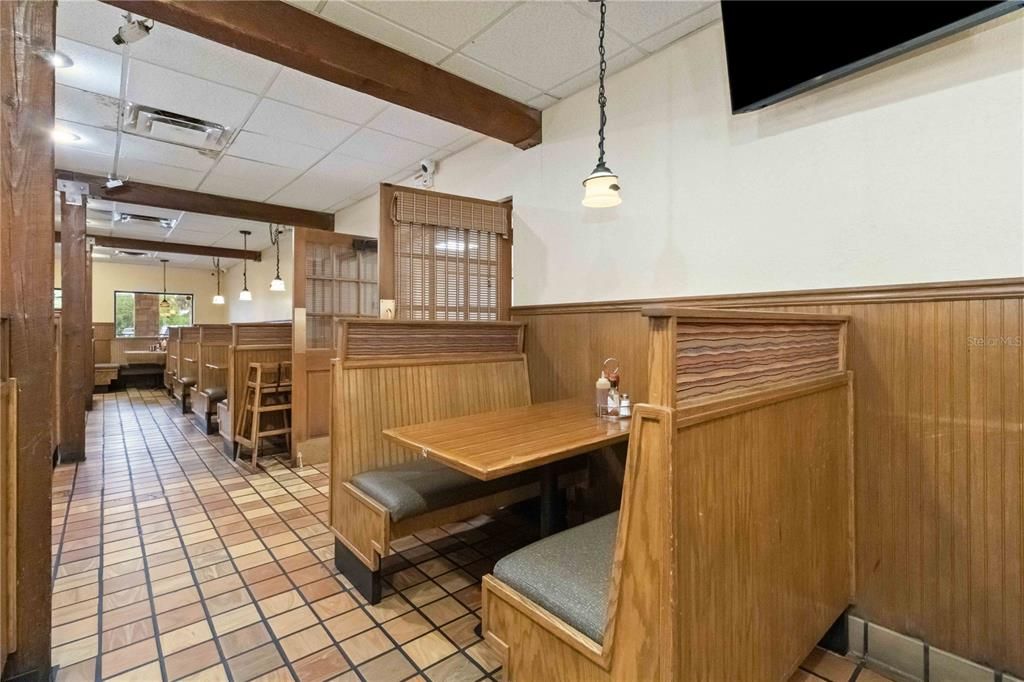 For Sale: $2,980,000 (0 beds, 0 baths, 5681 Square Feet)