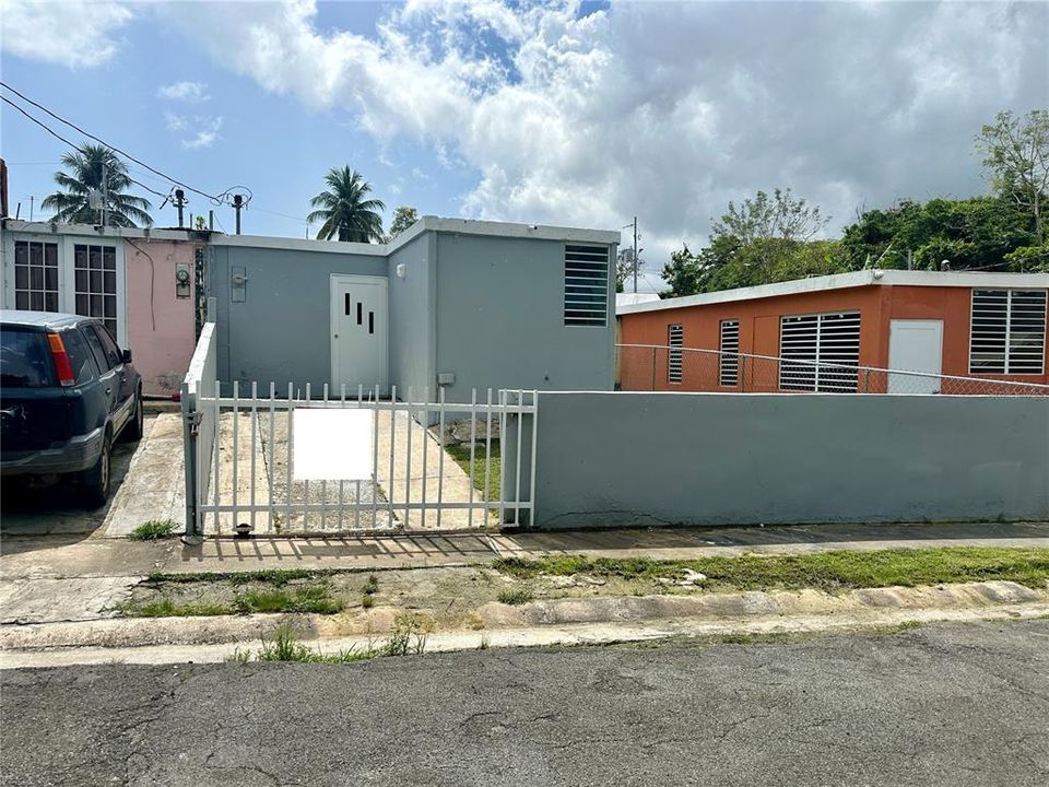 Vendido Recientemente: $85,000 (2 camas, 1 baños, 395 Pies cuadrados)