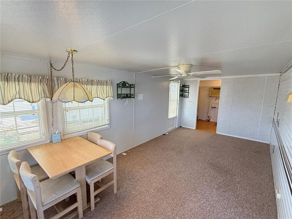 Activo con contrato: $70,000 (1 camas, 1 baños, 264 Pies cuadrados)