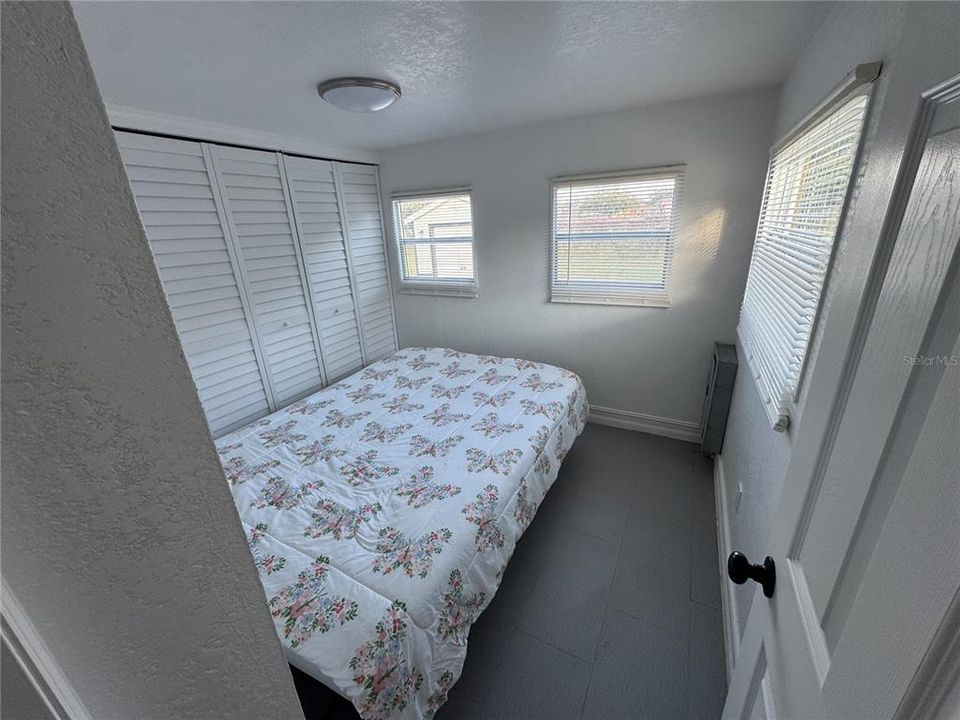 For Sale: $137,900 (2 beds, 1 baths, 794 Square Feet)