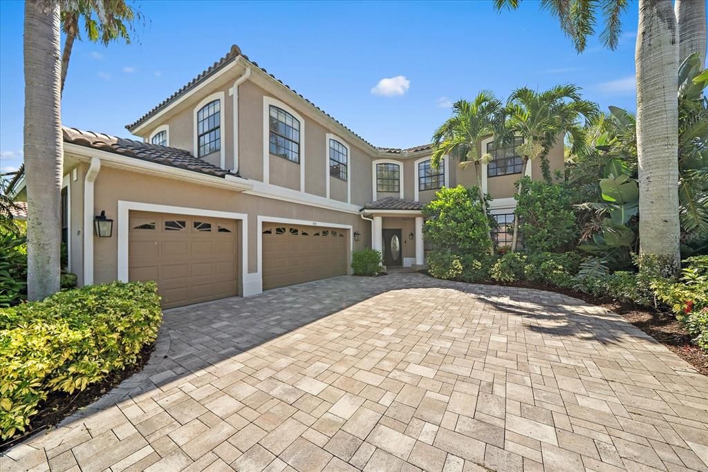 На продажу: $1,095,000 (5 спален, 4 ванн, 3938 Квадратных фут)