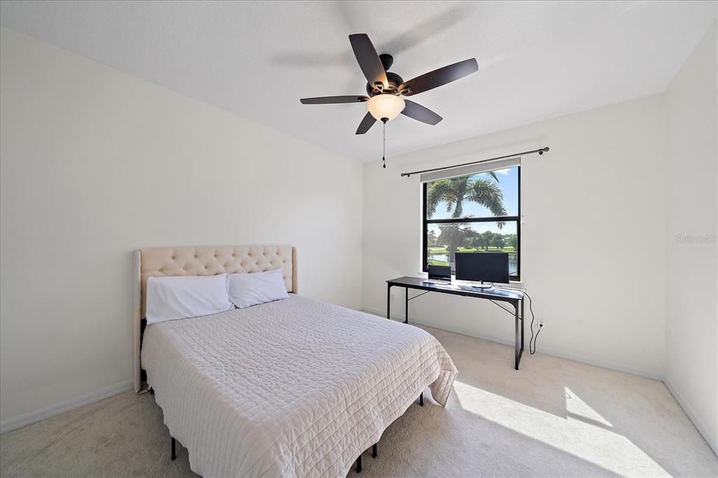 На продажу: $1,095,000 (5 спален, 4 ванн, 3938 Квадратных фут)