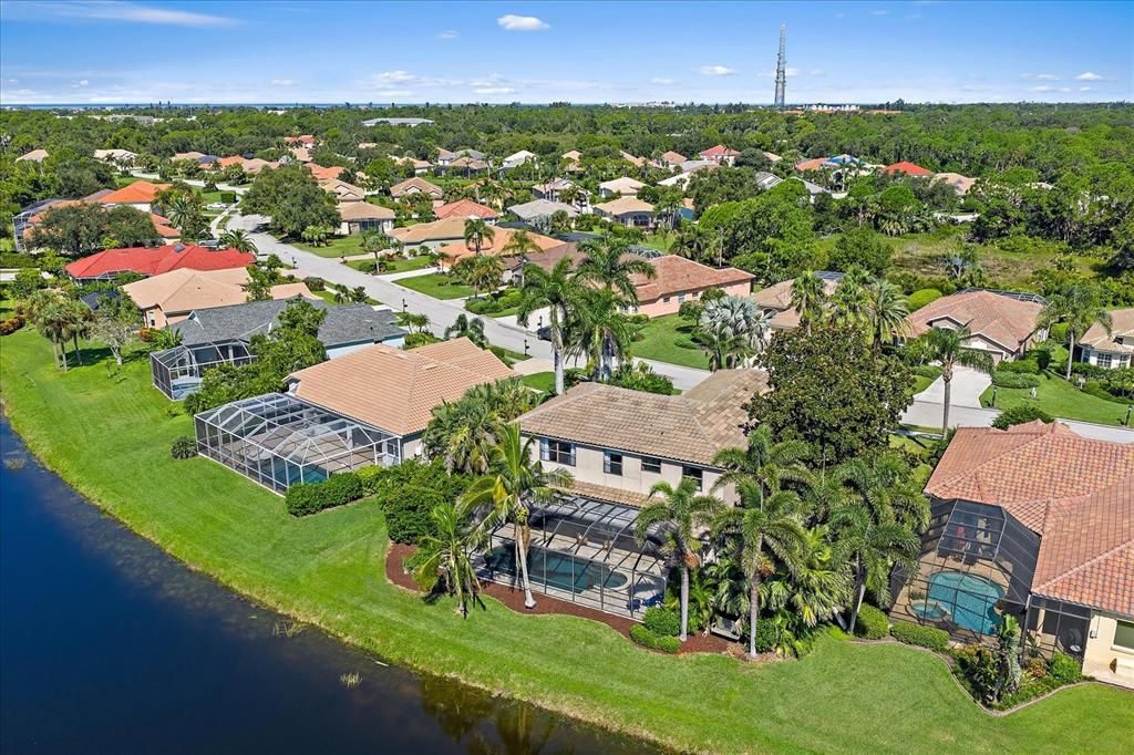 На продажу: $1,095,000 (5 спален, 4 ванн, 3938 Квадратных фут)