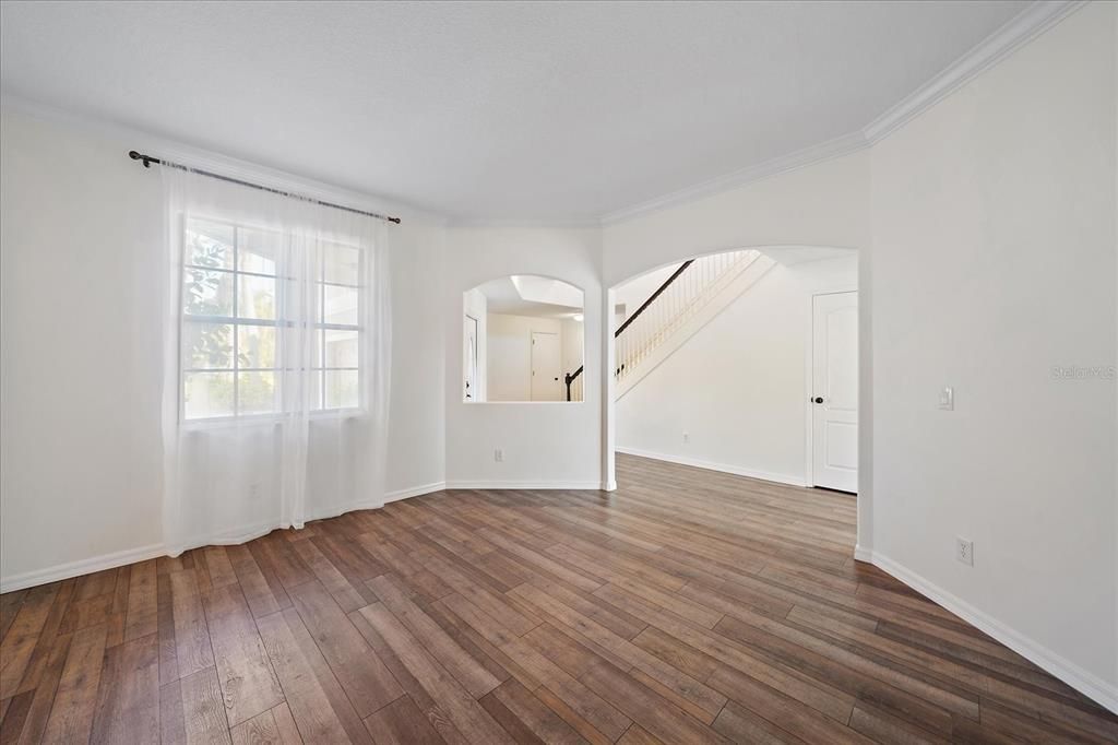 На продажу: $1,095,000 (5 спален, 4 ванн, 3938 Квадратных фут)