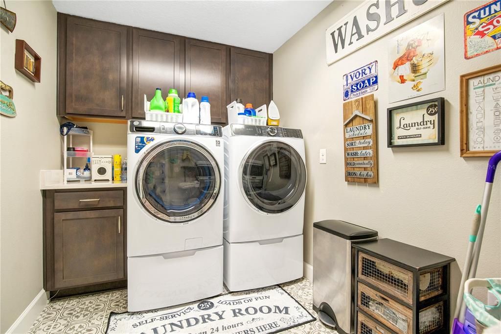 待售: $479,000 (5 贝兹, 3 浴室, 2868 平方英尺)