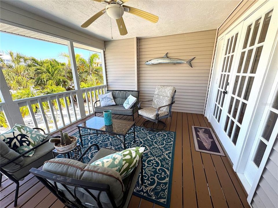 For Sale: $2,450,000 (3 beds, 3 baths, 1608 Square Feet)