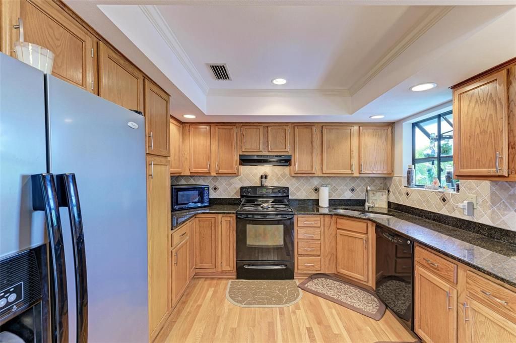 For Sale: $2,450,000 (3 beds, 3 baths, 1608 Square Feet)