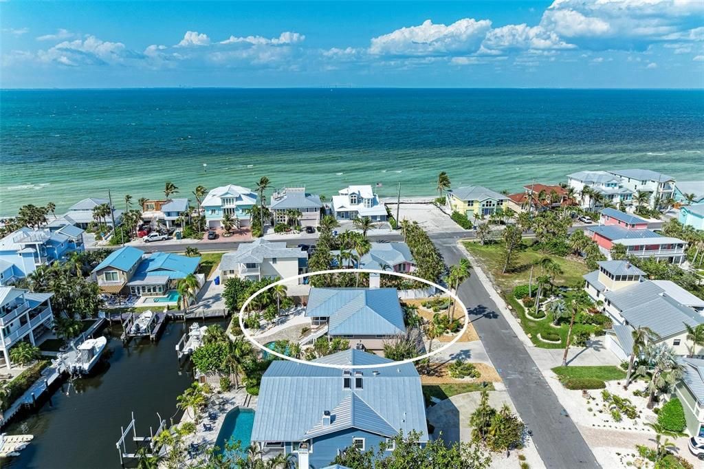 For Sale: $2,450,000 (3 beds, 3 baths, 1608 Square Feet)