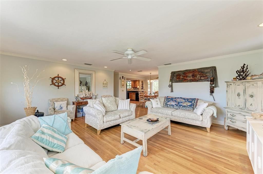 For Sale: $2,450,000 (3 beds, 3 baths, 1608 Square Feet)