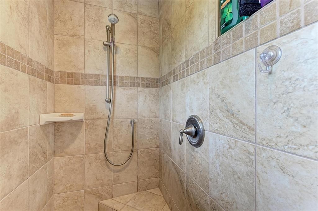 For Sale: $2,450,000 (3 beds, 3 baths, 1608 Square Feet)