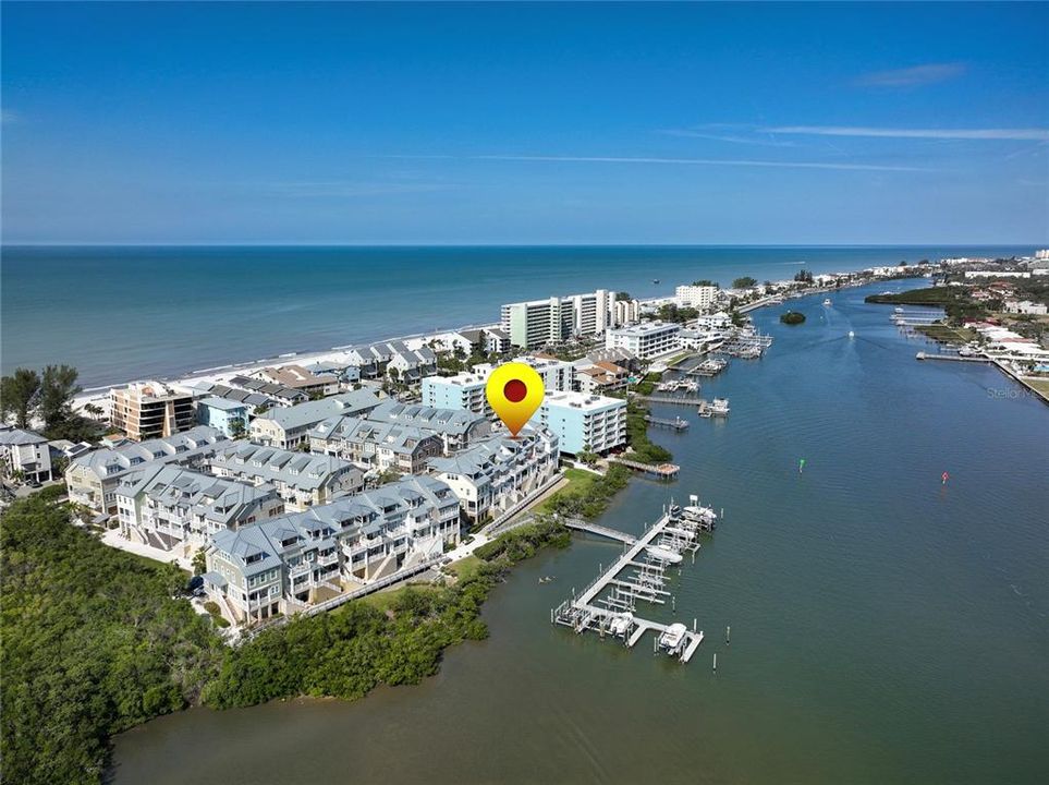 En Venta: $1,275,000 (3 camas, 3 baños, 2298 Pies cuadrados)