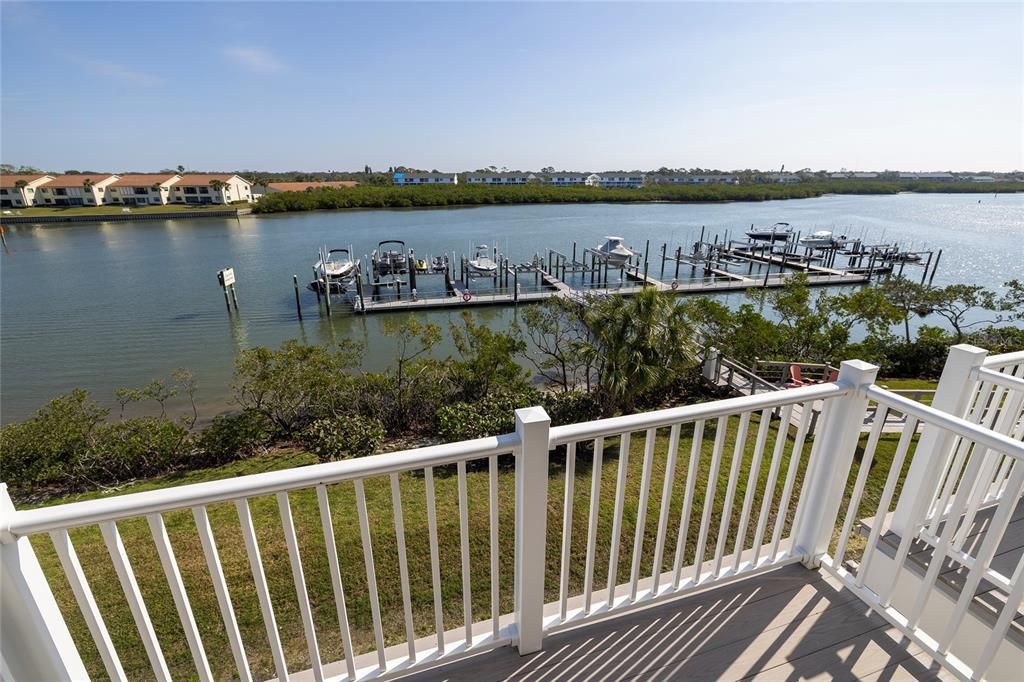 En Venta: $1,275,000 (3 camas, 3 baños, 2298 Pies cuadrados)