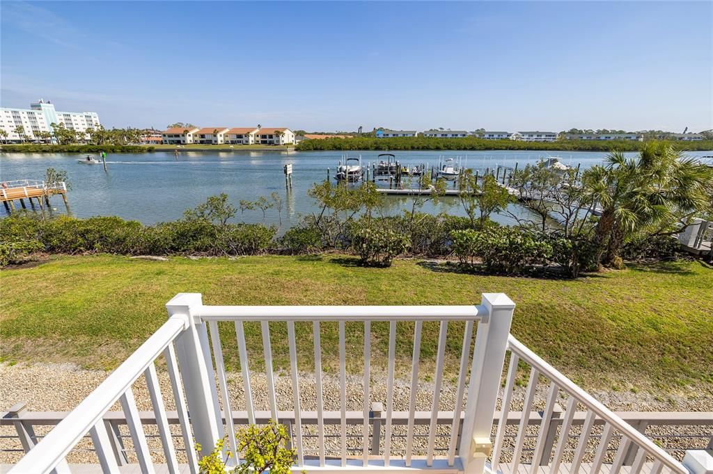 En Venta: $1,275,000 (3 camas, 3 baños, 2298 Pies cuadrados)