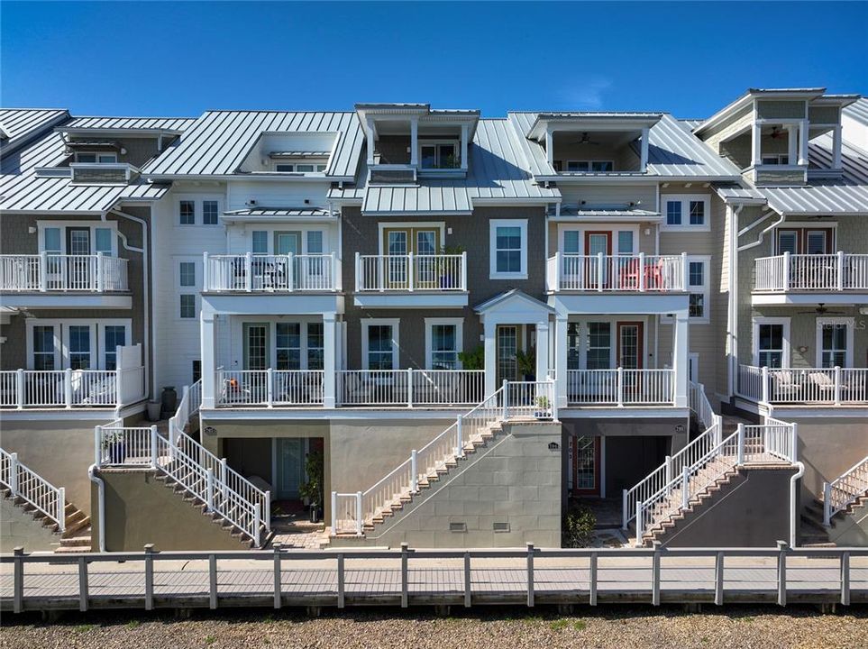 En Venta: $1,275,000 (3 camas, 3 baños, 2298 Pies cuadrados)