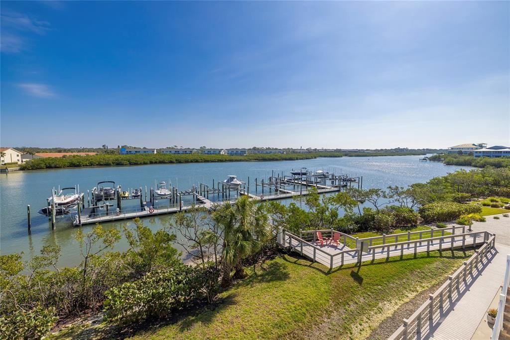 En Venta: $1,275,000 (3 camas, 3 baños, 2298 Pies cuadrados)