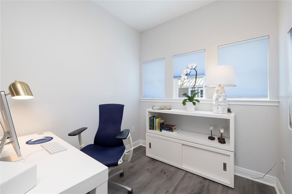 En Venta: $1,275,000 (3 camas, 3 baños, 2298 Pies cuadrados)