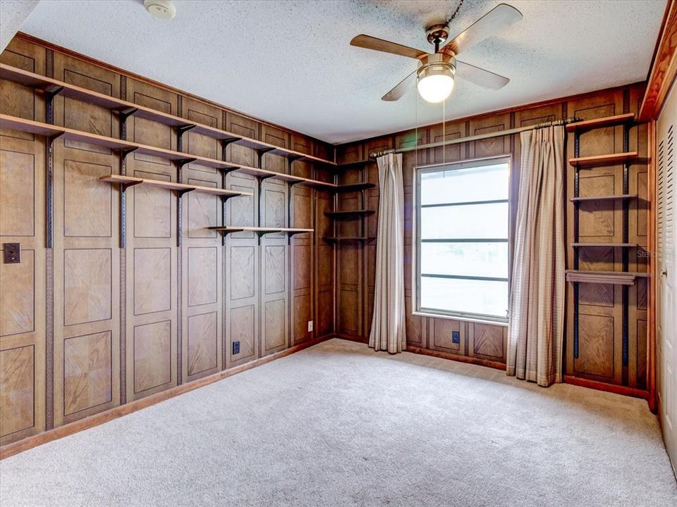 待售: $99,995 (3 贝兹, 2 浴室, 1226 平方英尺)