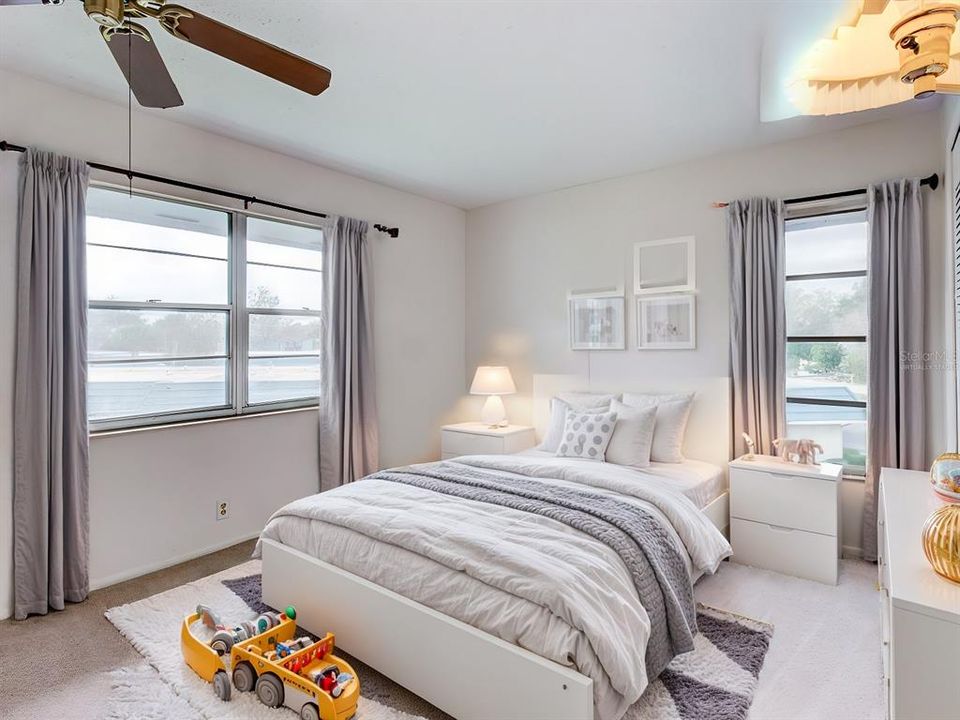 待售: $99,995 (3 贝兹, 2 浴室, 1226 平方英尺)