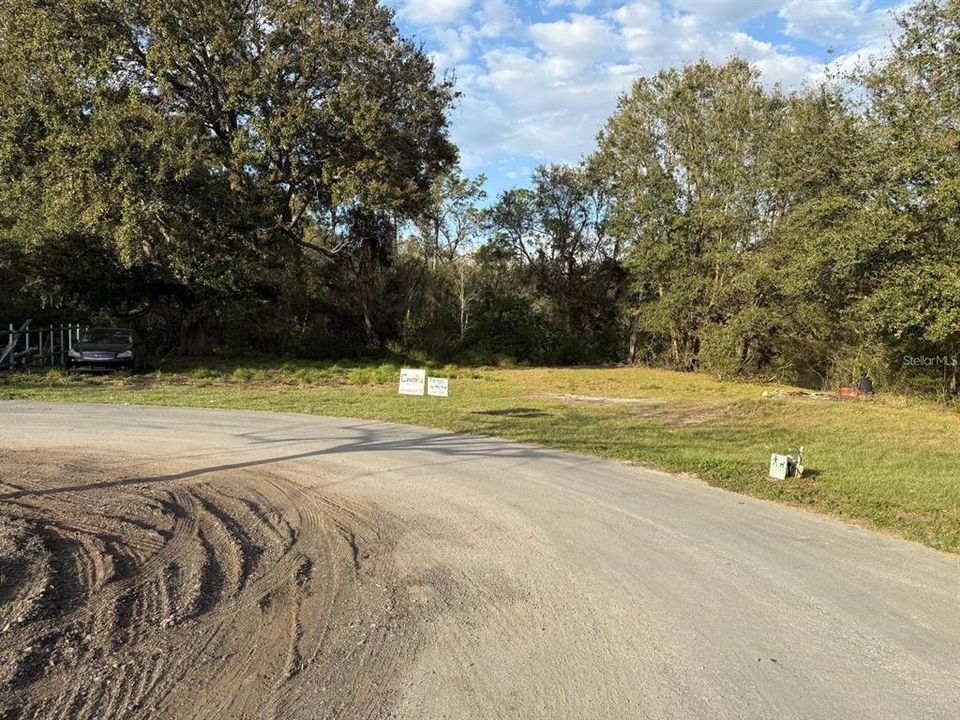 待售: $70,000 (0.14 acres)