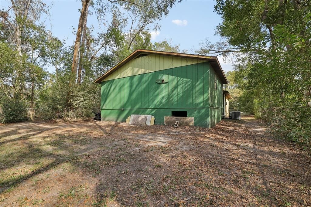 На продажу: $199,900 (2 спален, 2 ванн, 1372 Квадратных фут)