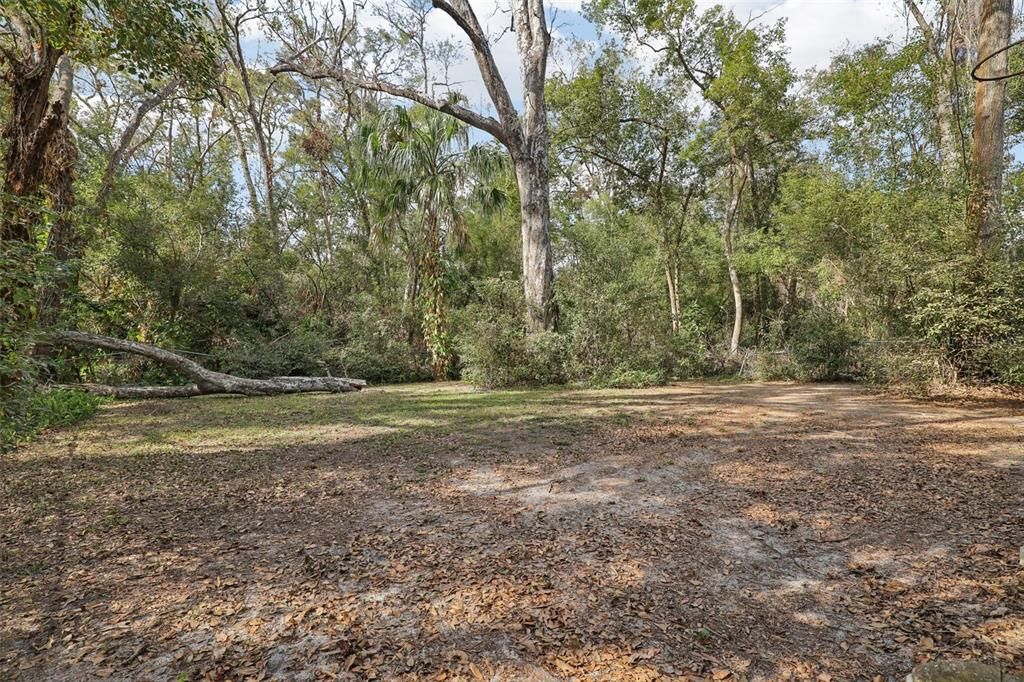 На продажу: $199,900 (2 спален, 2 ванн, 1372 Квадратных фут)