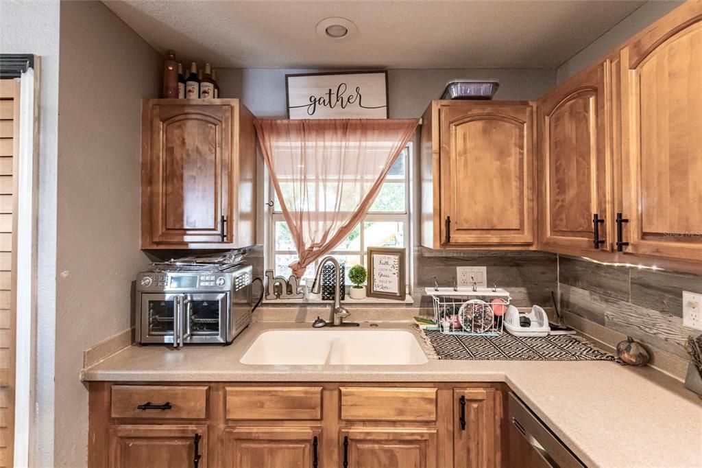 En Venta: $840,000 (4 camas, 2 baños, 1736 Pies cuadrados)