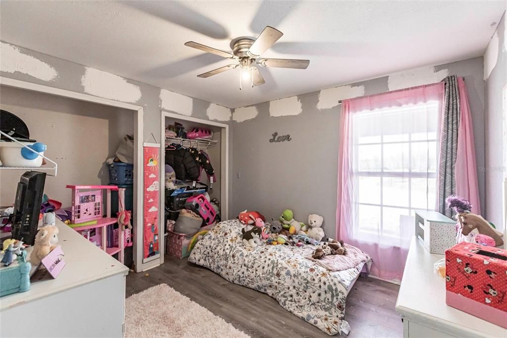 En Venta: $840,000 (4 camas, 2 baños, 1736 Pies cuadrados)