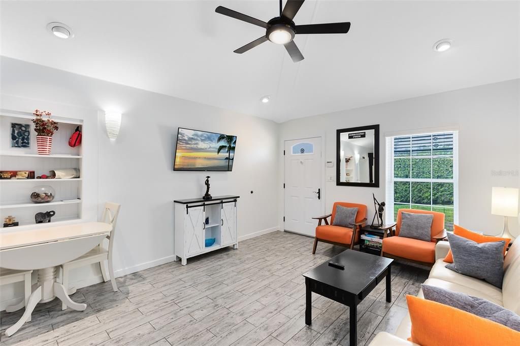 For Sale: $1,215,000 (6 beds, 0 baths, 2284 Square Feet)