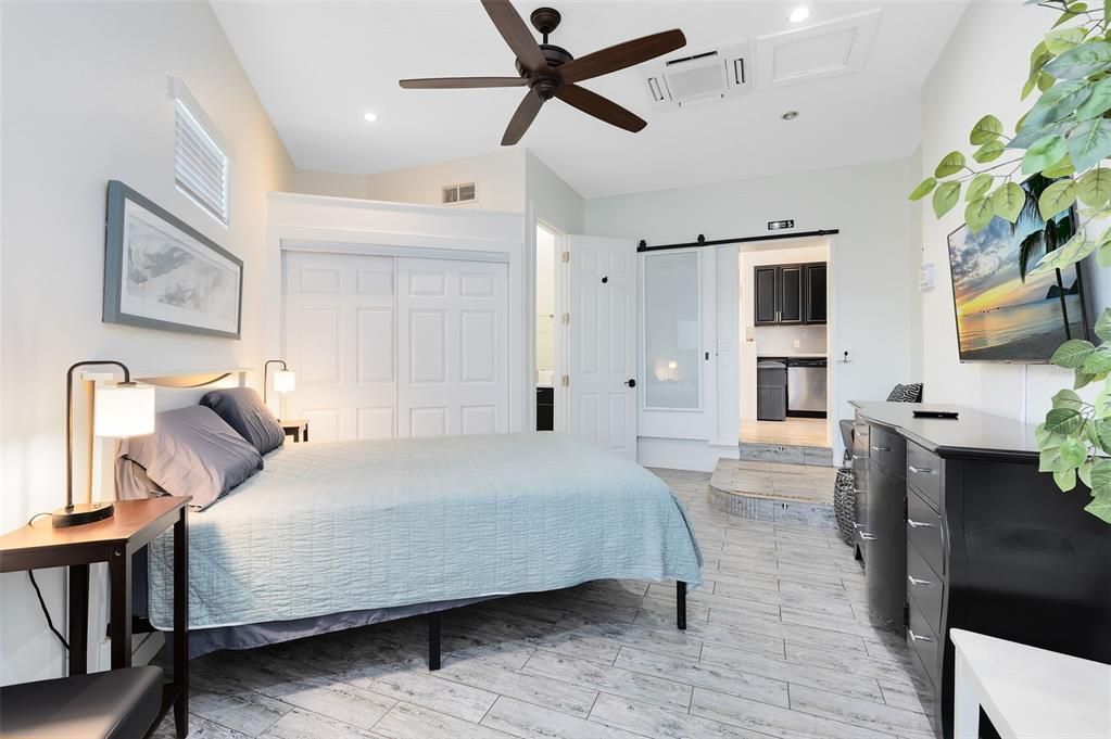 For Sale: $1,215,000 (6 beds, 0 baths, 2284 Square Feet)