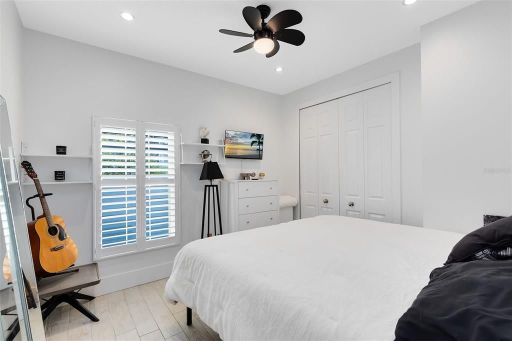 For Sale: $1,215,000 (6 beds, 0 baths, 2284 Square Feet)