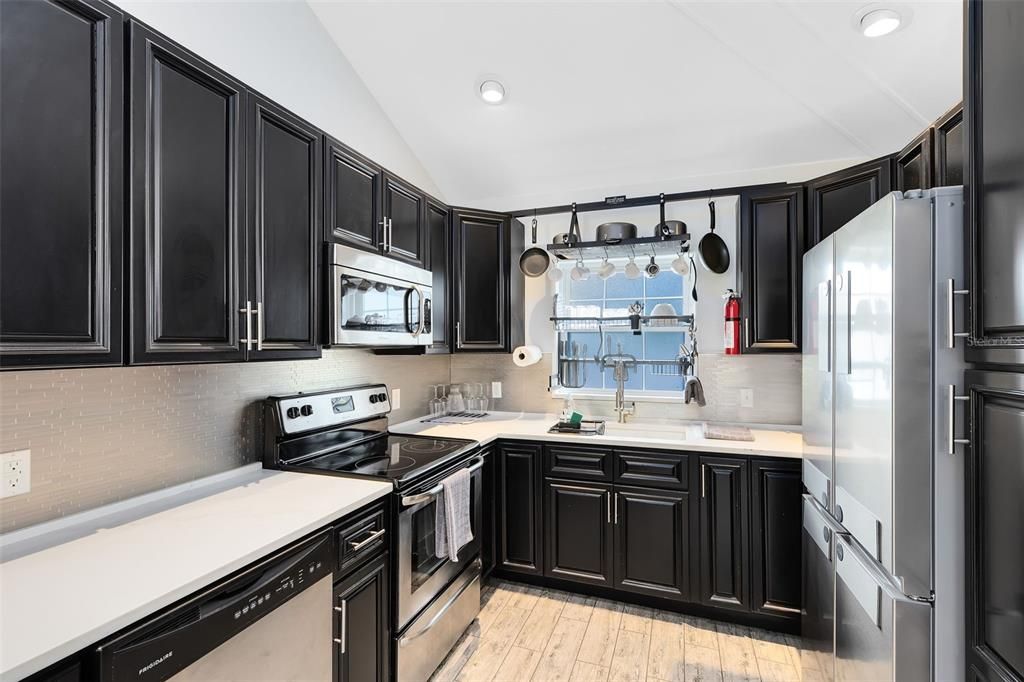 For Sale: $1,215,000 (6 beds, 0 baths, 2284 Square Feet)