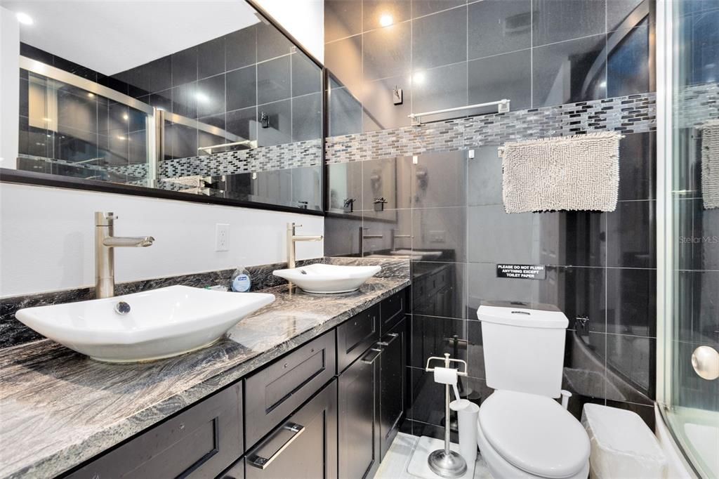 For Sale: $1,215,000 (6 beds, 0 baths, 2284 Square Feet)