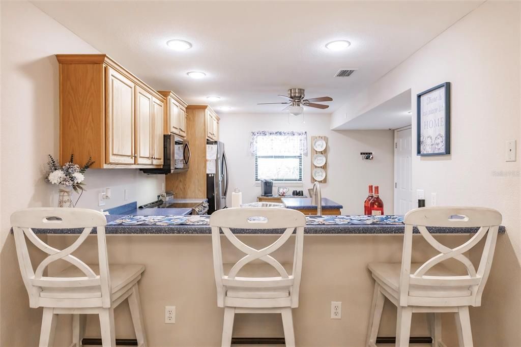 待售: $149,900 (2 贝兹, 2 浴室, 1228 平方英尺)