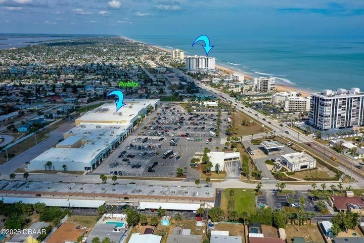 For Sale: $399,000 (2 beds, 2 baths, 1300 Square Feet)