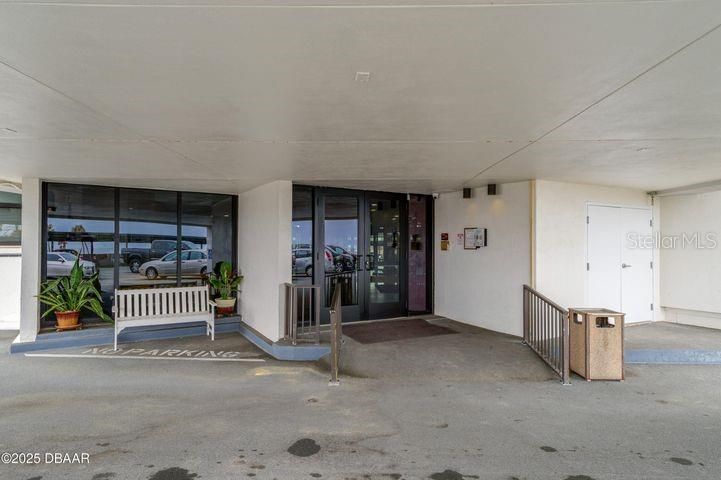 For Sale: $399,000 (2 beds, 2 baths, 1300 Square Feet)