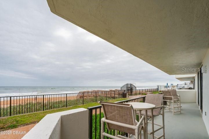 For Sale: $399,000 (2 beds, 2 baths, 1300 Square Feet)