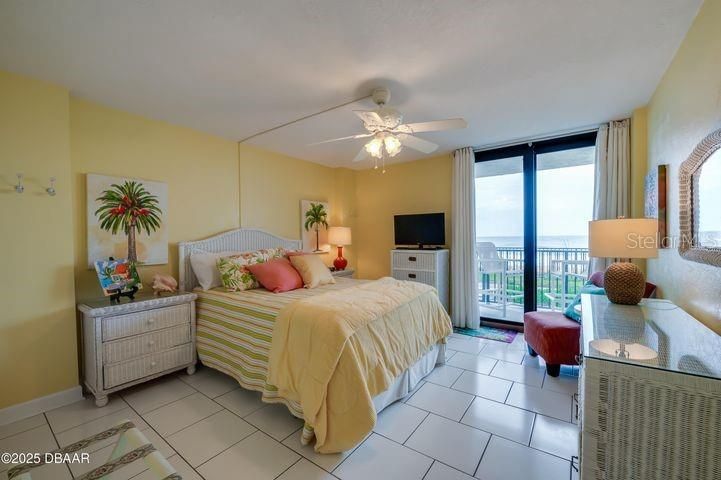 For Sale: $399,000 (2 beds, 2 baths, 1300 Square Feet)