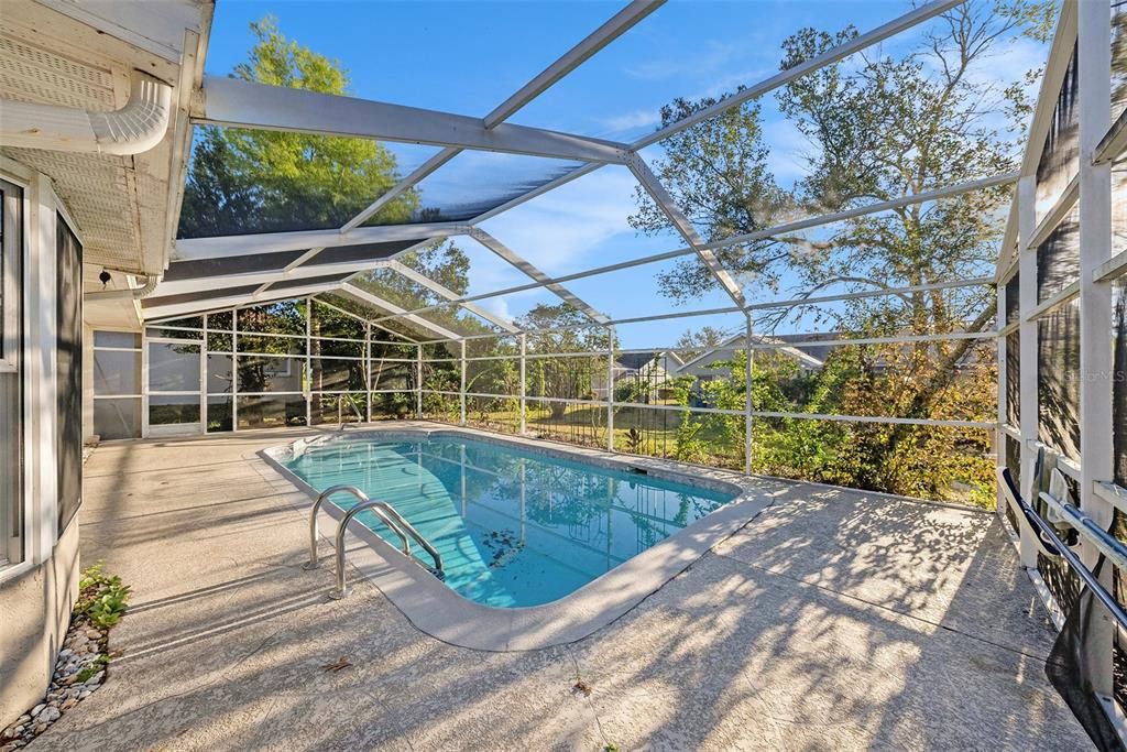 For Sale: $309,000 (2 beds, 2 baths, 1668 Square Feet)
