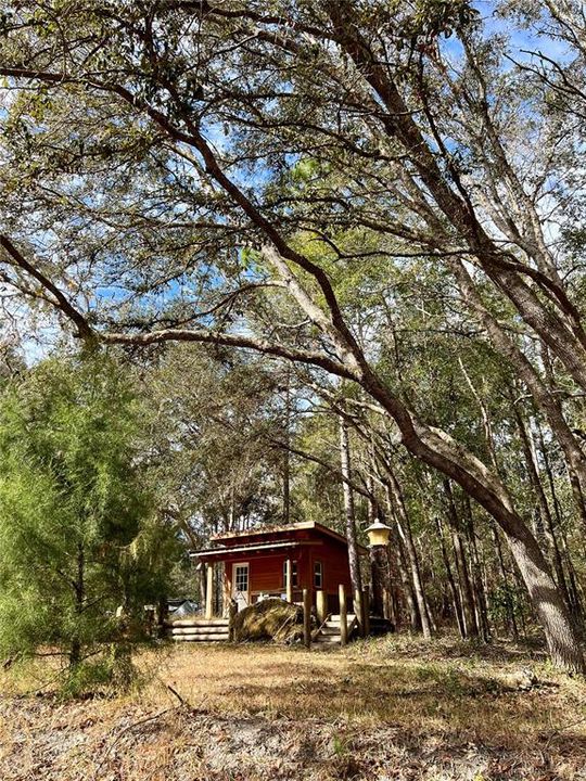 待售: $979,000 (39.67 acres)