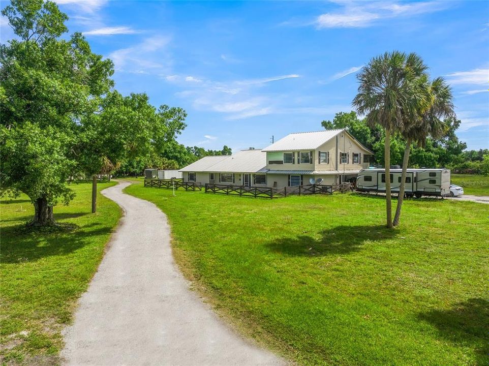 For Sale: $4,950,000 (17.40 acres)