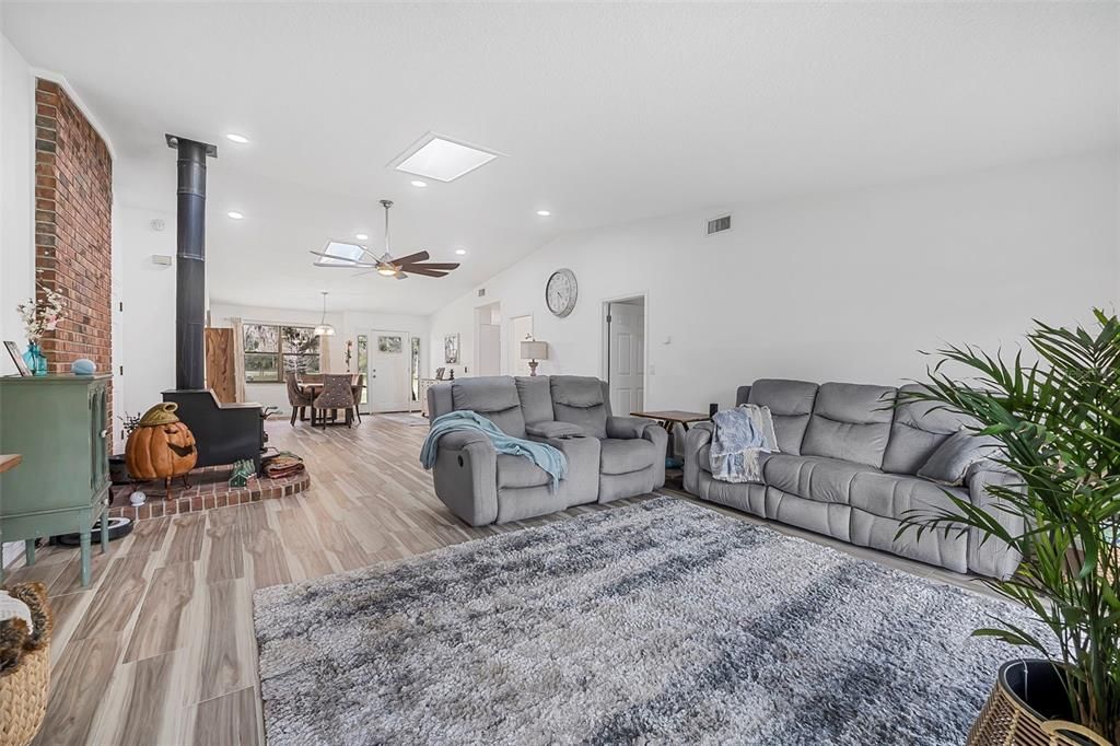 На продажу: $520,000 (4 спален, 3 ванн, 2721 Квадратных фут)