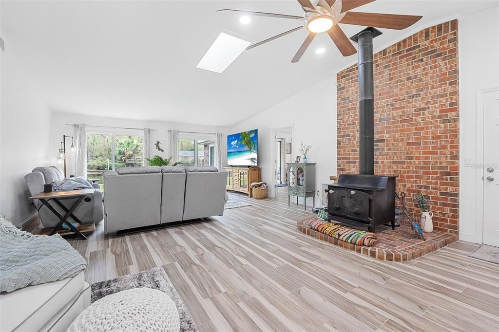 На продажу: $520,000 (4 спален, 3 ванн, 2721 Квадратных фут)