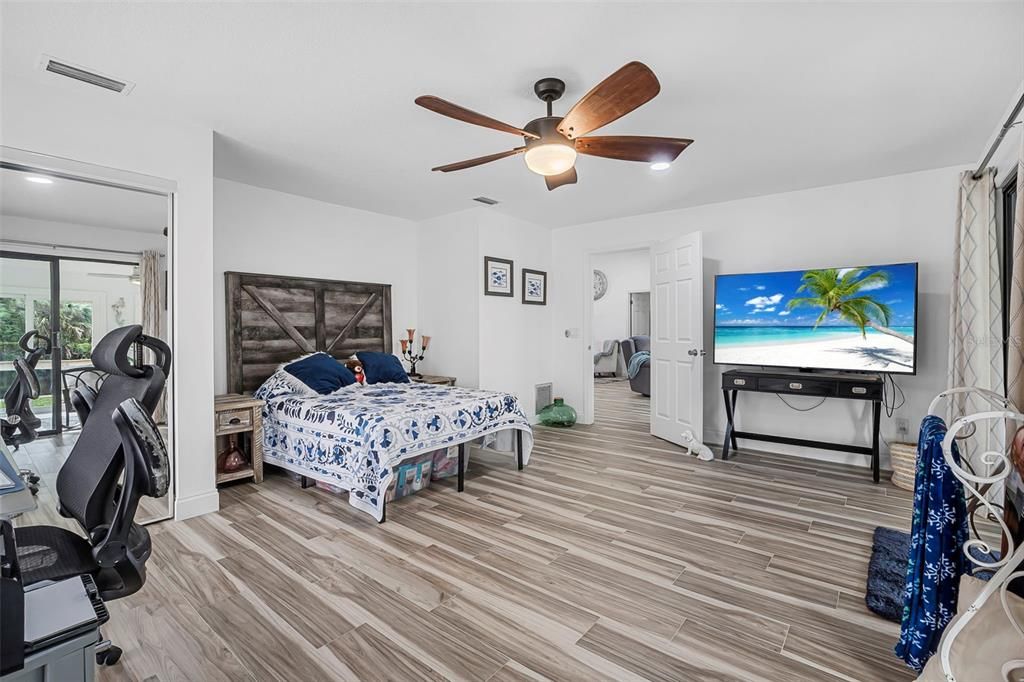 На продажу: $520,000 (4 спален, 3 ванн, 2721 Квадратных фут)