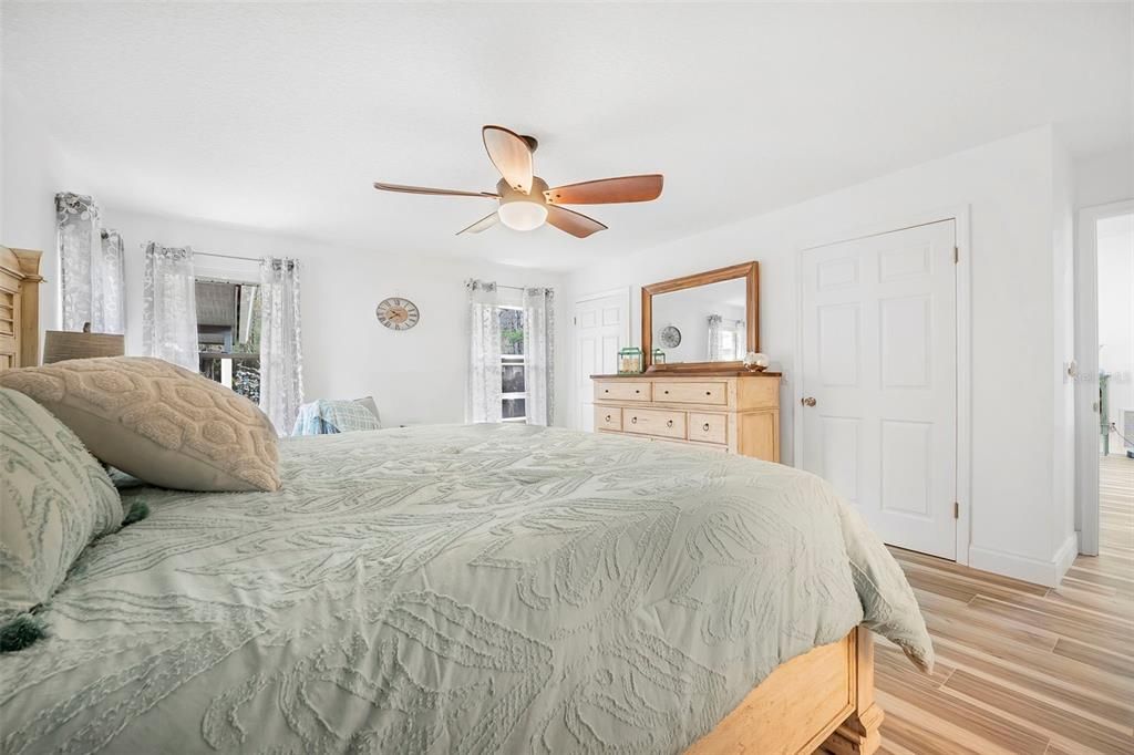 На продажу: $520,000 (4 спален, 3 ванн, 2721 Квадратных фут)