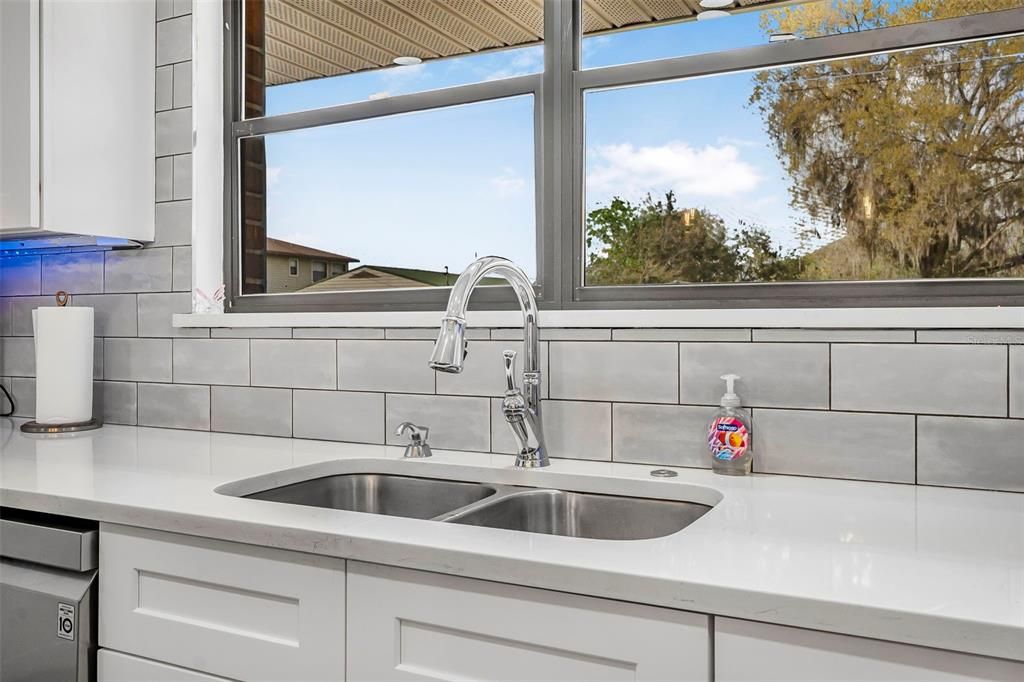 На продажу: $520,000 (4 спален, 3 ванн, 2721 Квадратных фут)