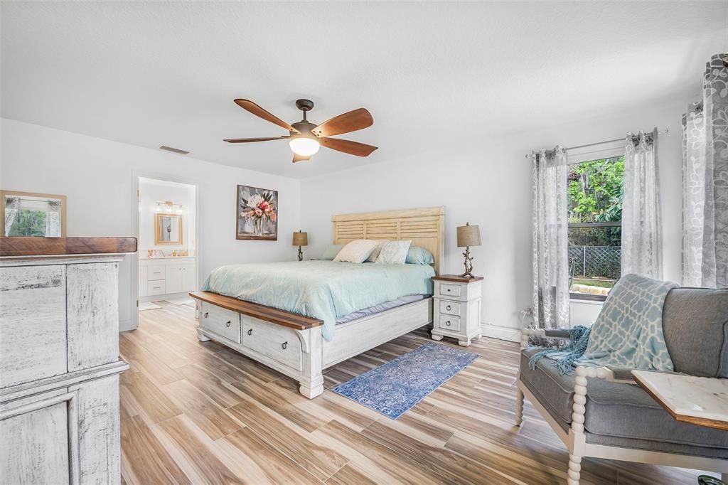 На продажу: $520,000 (4 спален, 3 ванн, 2721 Квадратных фут)