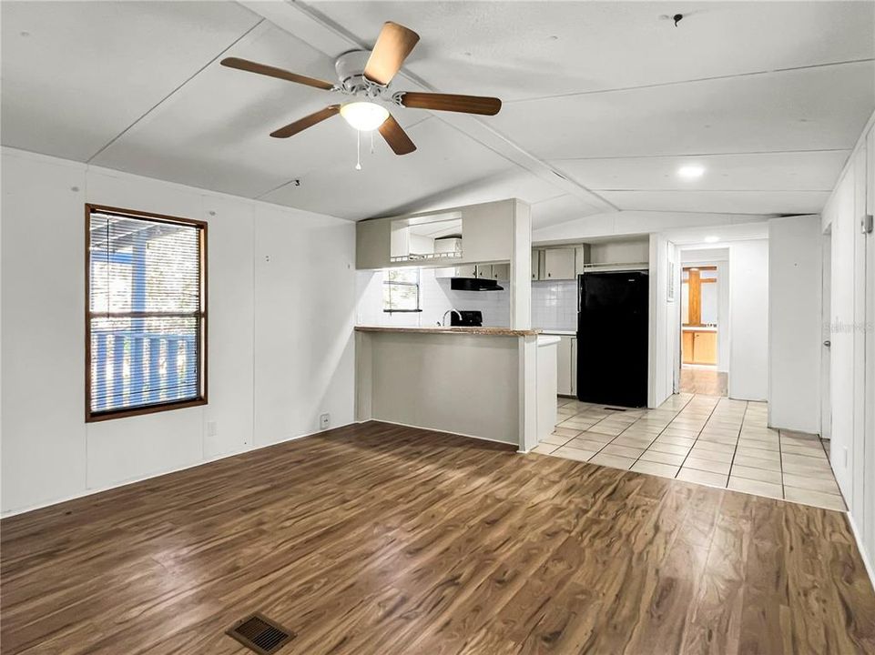 En Venta: $139,900 (2 camas, 2 baños, 784 Pies cuadrados)